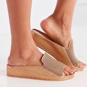 JEFFREY CAMPBELL HAVANA LAST JELLY SLIDE LATTICE GOLD FLING SANDALS